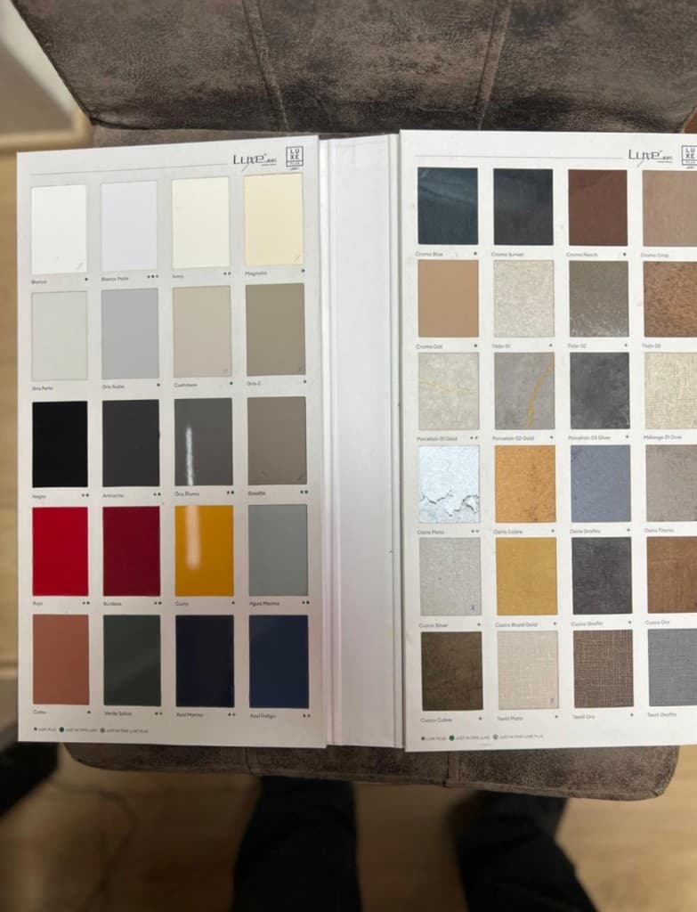 Nuancier Luxe by Alvic — palette de finitions laquées haut de gamme